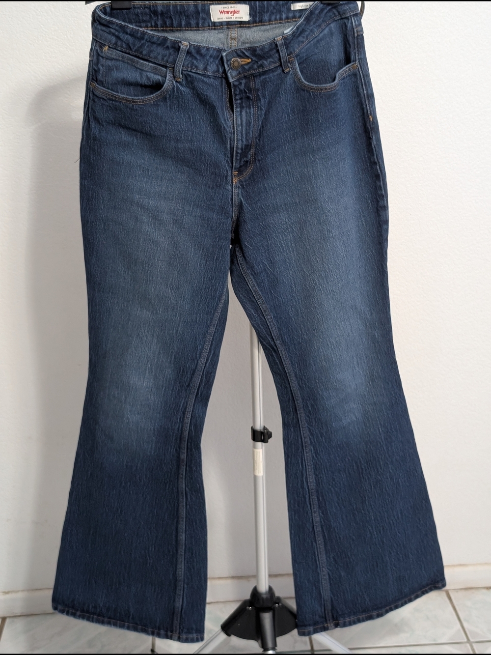 Wrangler Women’s Dark Blue Flare Jeans
